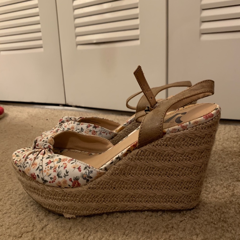 Ladies brown wedges with floral print size 8
